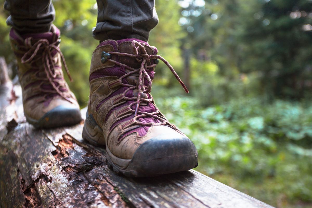 How to Break in Hiking Boots Making Them Comfortable to Wear