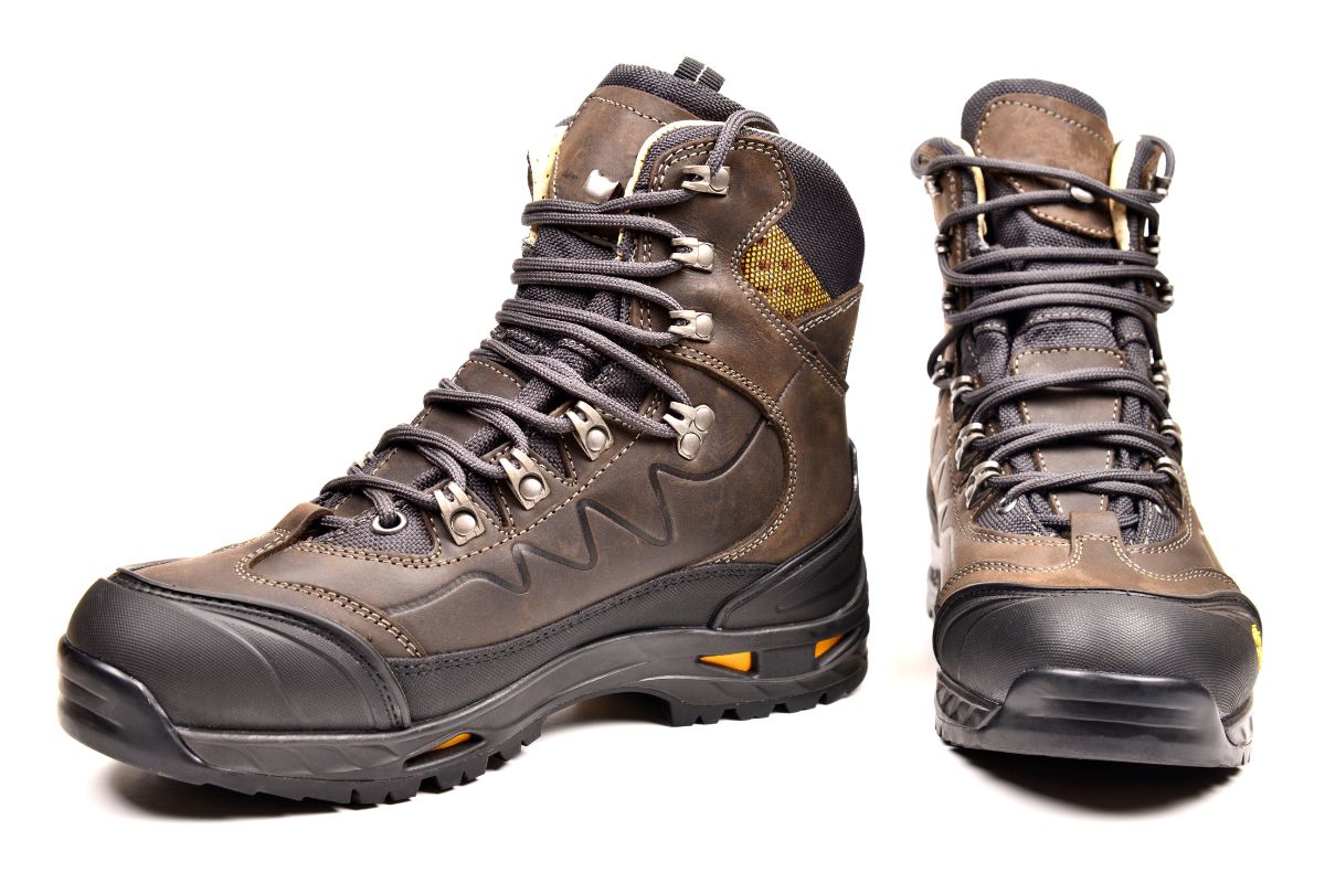 How Should Hiking Boots Fit